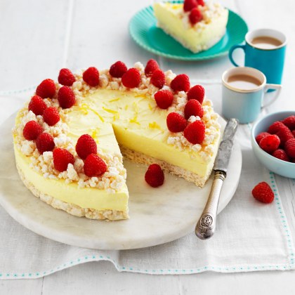 Lemon and White Chocolate Crackle Cheesecake